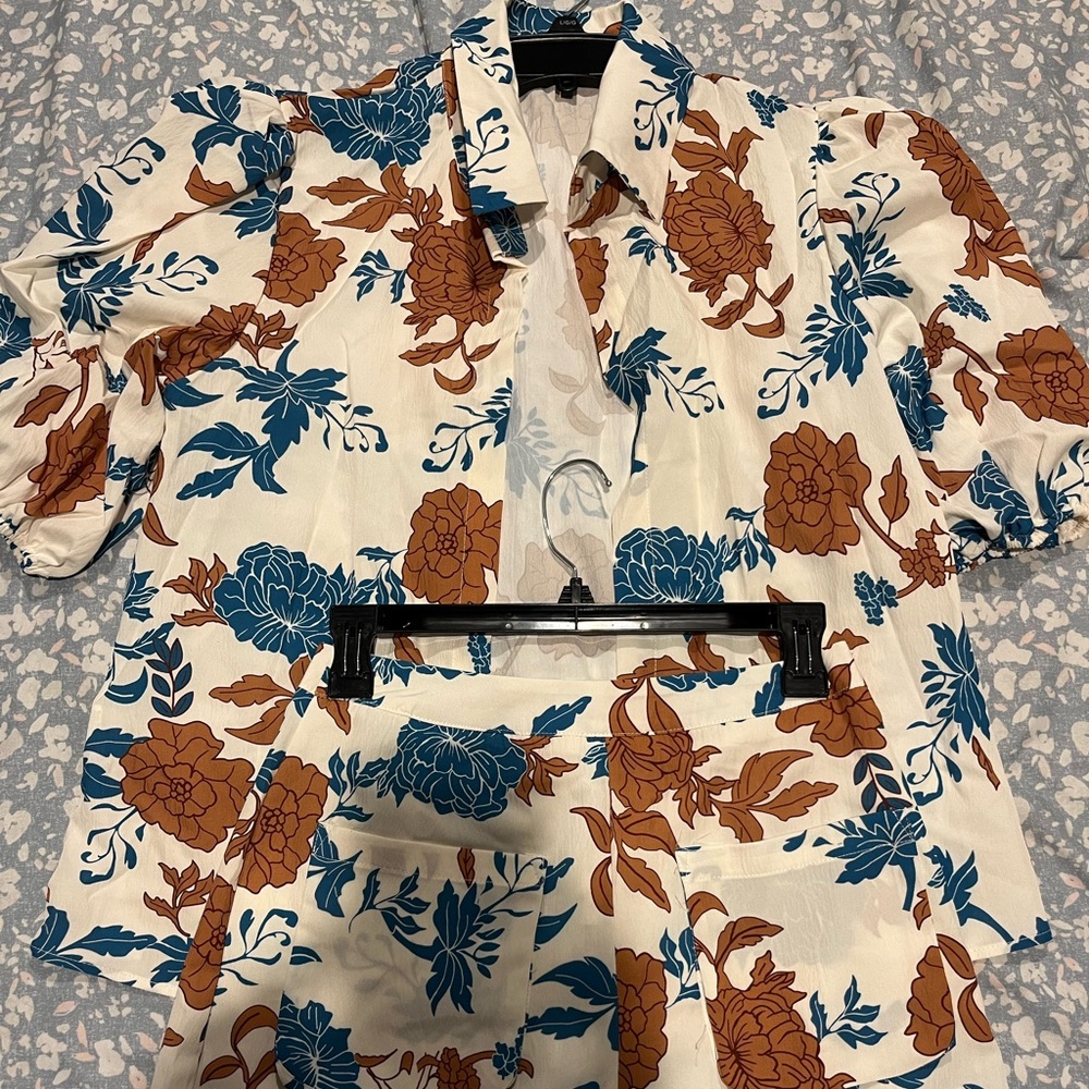 Matching set top with shorts